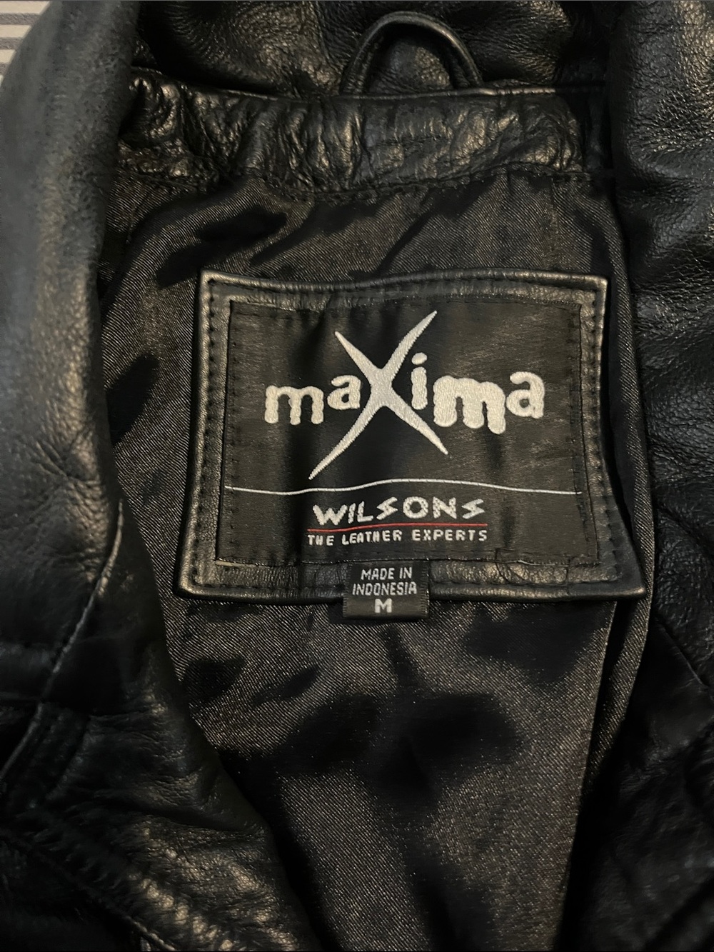 Hardly worn leather jacket/blazer style - Picture 2 of 6
